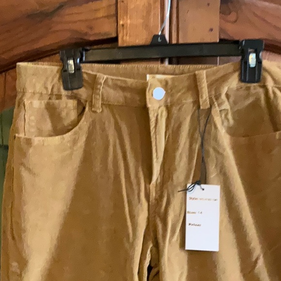 Home Folk Embroidered Jeans - Picture 6 of 10